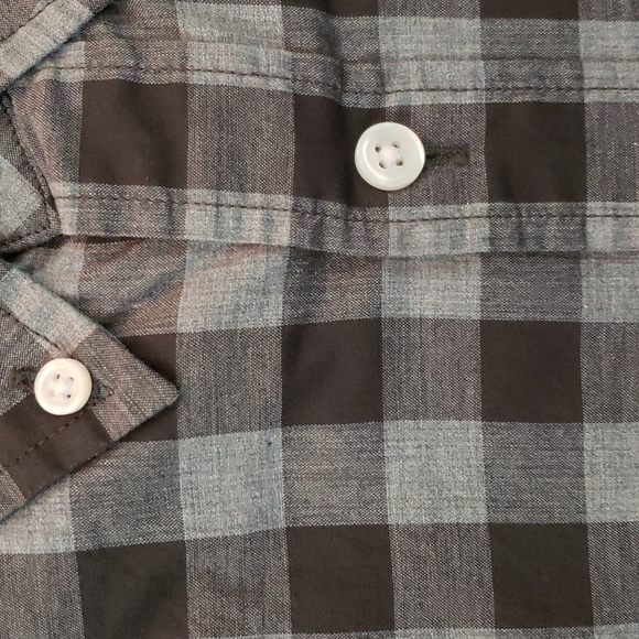 J. Crew Heathered Cotton Buffalo Plaid Button Down Shirt - Picture 3 of 4